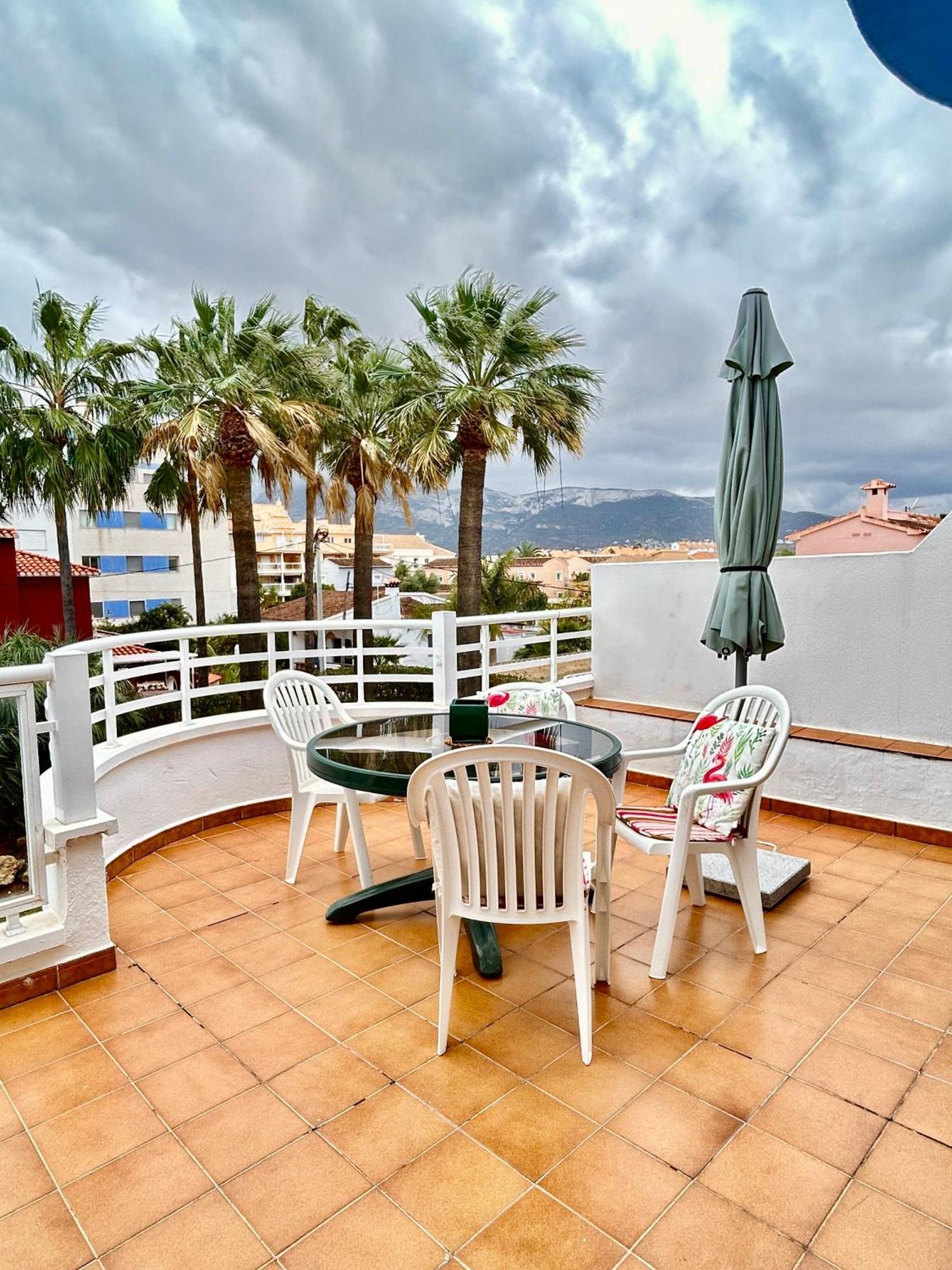 Sea Views Apartments Дения Экстерьер фото