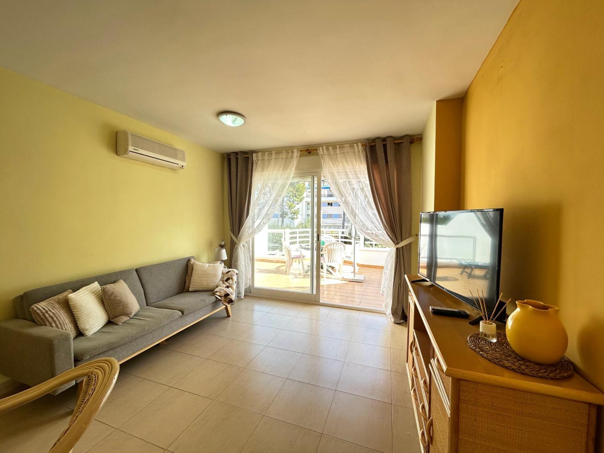 Sea Views Apartments Дения Экстерьер фото