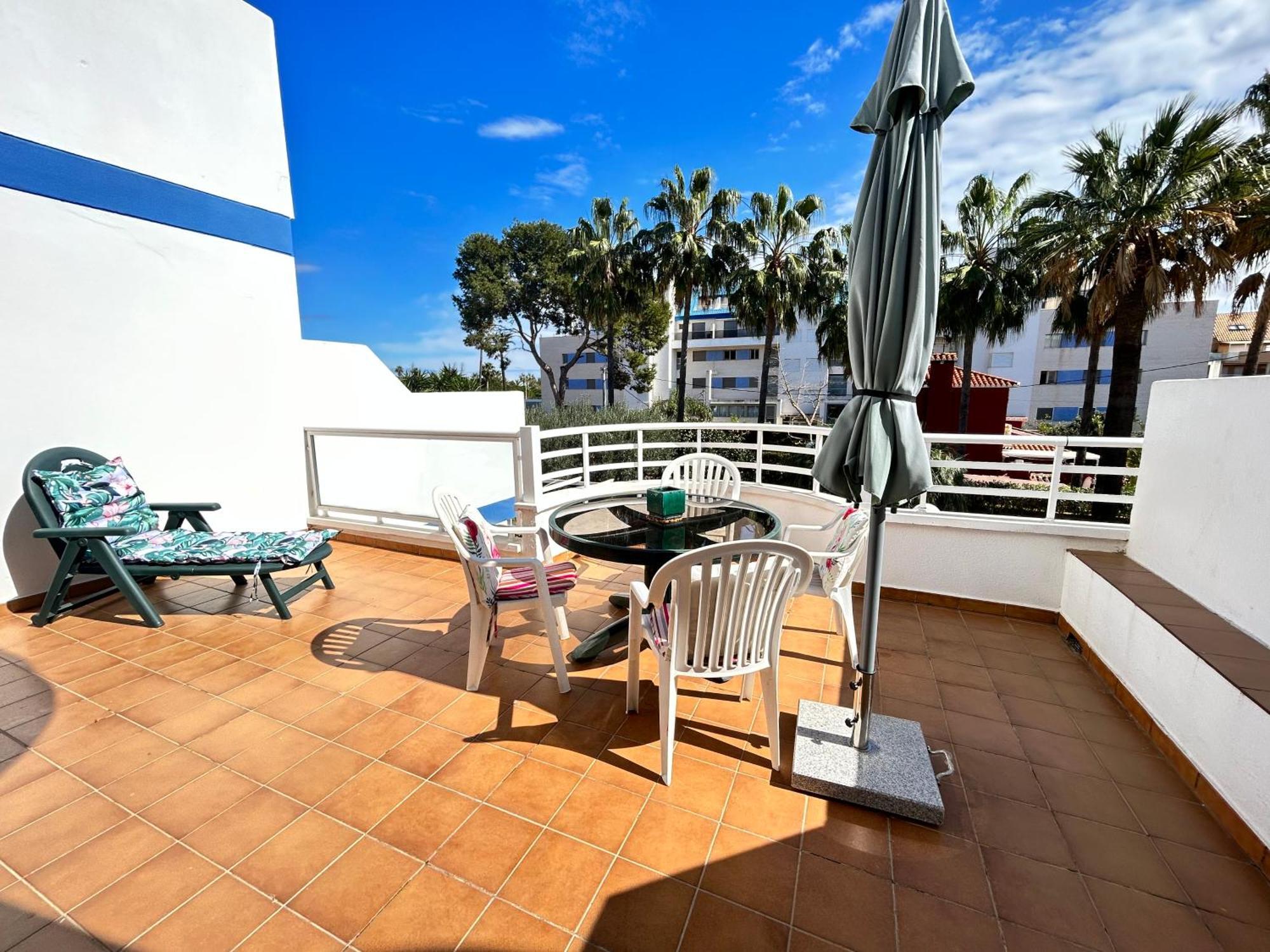 Sea Views Apartments Дения Экстерьер фото