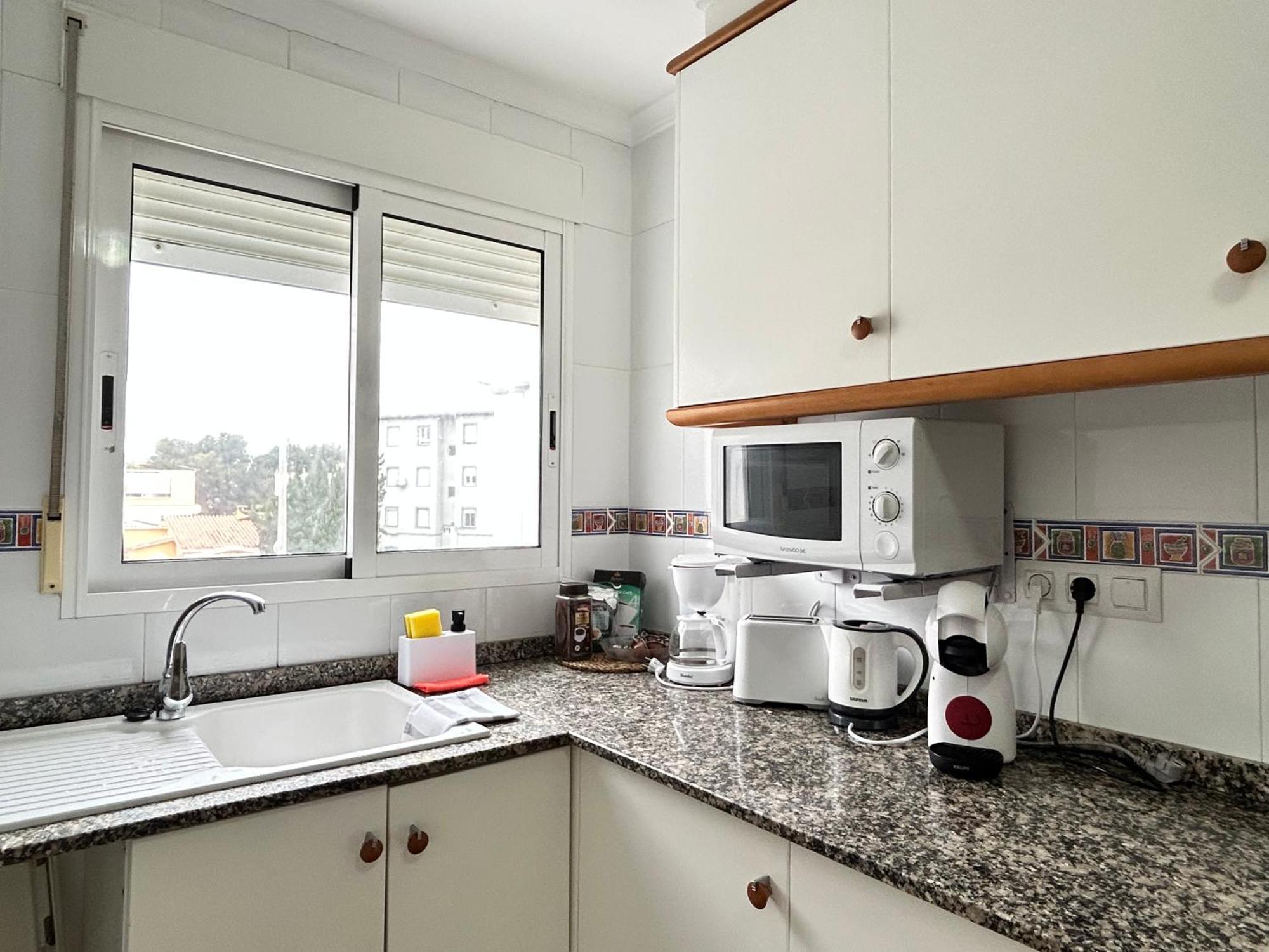 Sea Views Apartments Дения Экстерьер фото